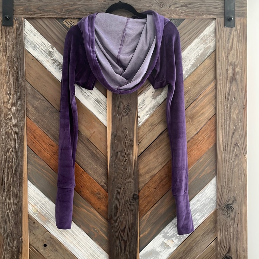 Purple velvet shrug - m